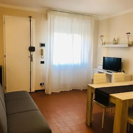 Apartment Casa Boss - Intero Appartam.vicino Ospedale Pisa