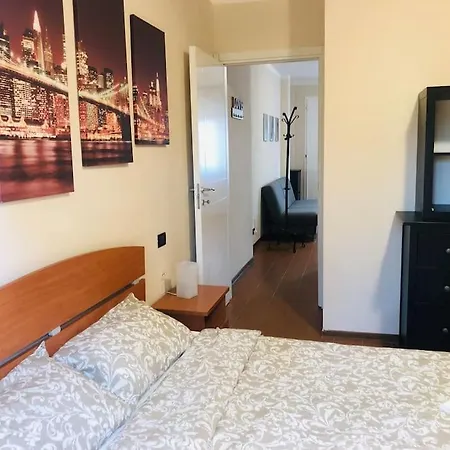 Casa Boss - Intero Appartam.vicino Ospedale Apartment